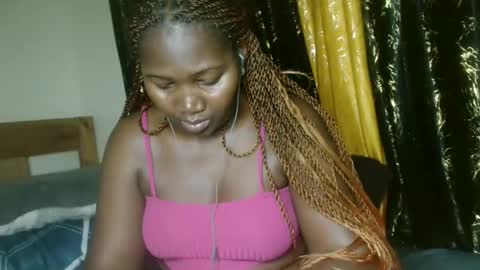 sexxypritty online show from April 18, 8:09 pm