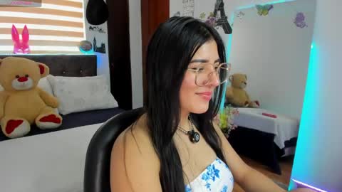 LUXURY online show from May 9, 6:25 pm