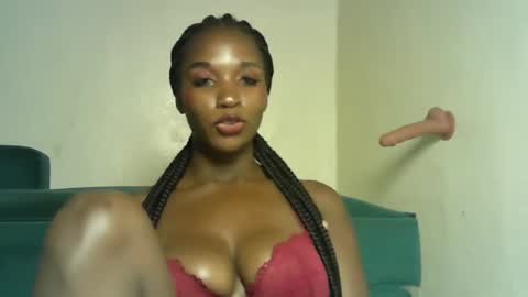 sexy_africana05 online show from May 12, 7:56 pm