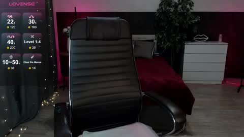 Alexia online show from November 1, 5:23 pm