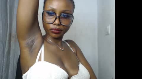Sexy blackgirl2 online show from November 8, 9:40 pm