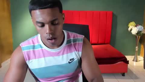 sexy_bigcock01 online show from December 5, 2:15 am