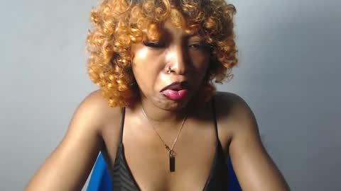 sexy_bluey247 online show from April 10, 6:30 am