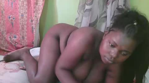 sexy_divana online show from February 7, 8:11 am