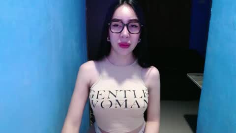 sexy_emily92 online show from March 9, 5:28 pm