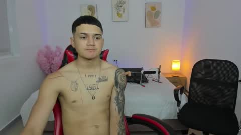 sexy_girl__777 online show from February 19, 11:37 pm