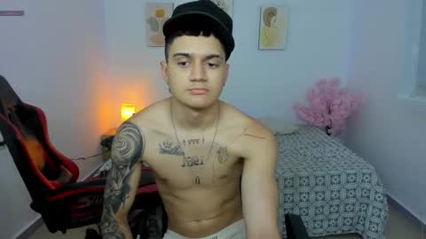 sexy_girl__777 online show from February 2, 11:01 pm