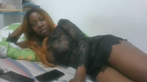 sexy_letisha online show from November 3, 7:48 pm