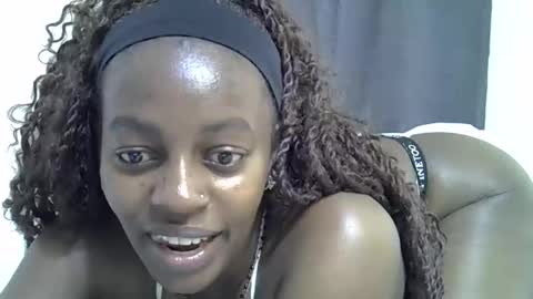 Linda online show from May 12, 8:18 pm