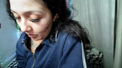 sexy lolas online show from October 14, 6:49 am