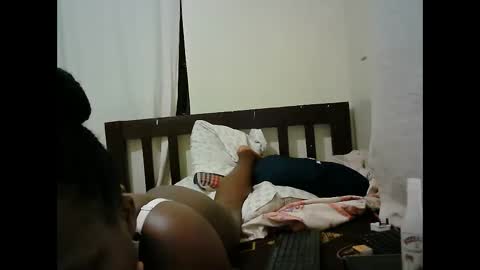Snapshot of sexy_lunah chatting on February 17, 7:44 pm sexy_lunah online show from February 17, 7:44 pm