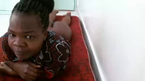 Snapshot of sexy_lunah chatting on February 8, 9:56 am sexy_lunah online show from February 8, 9:56 am
