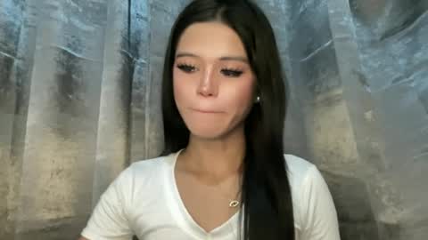 Nicole online show from June 25, 2:52 am