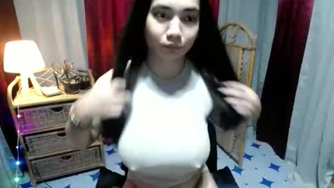 angela online show from April 20, 4:15 am