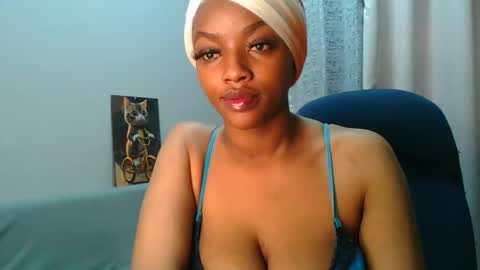 sexy sweetcandy online show from October 6, 7:15 am