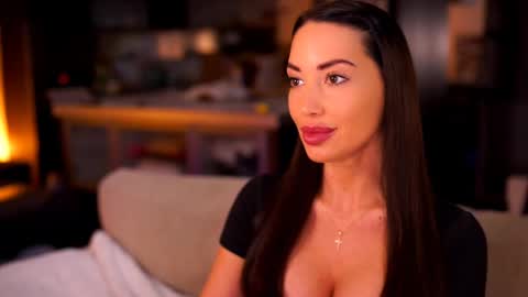 Sandra online show from March 2, 7:45 pm