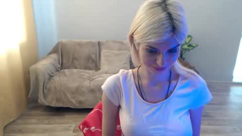 sexybeatriice online show from June 27, 12:22 pm