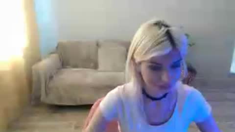 sexybeatriice online show from July 9, 7:01 am