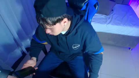 owen sky online show from October 15, 1:23 pm