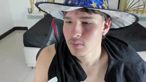 owen sky online show from October 31, 4:07 pm