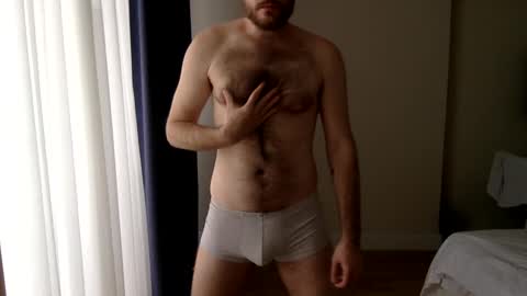 Snapshot of sexybroke chatting on February 8, 9:03 am sexybroke online show from February 8, 9:03 am