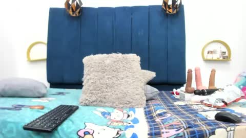 sexybrown_2005 online show from February 20, 4:50 am