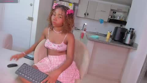 sofia online show from June 9, 8:47 am