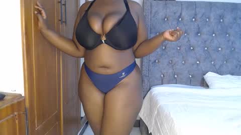 sexychocco online show from October 11, 7:57 am