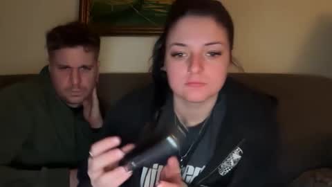 sexycouple41110 online show from February 10, 3:20 am