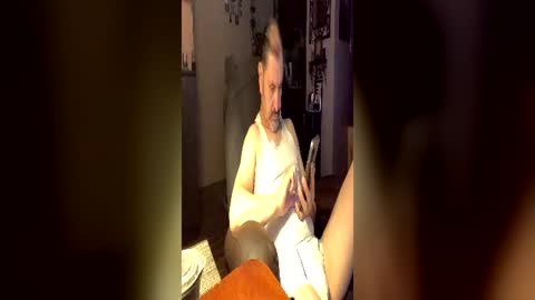 sexydad4u354757 online show from June 26, 10:43 am