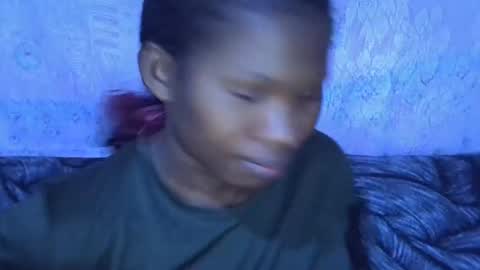 sexydoll002 online show from October 22, 5:32 am