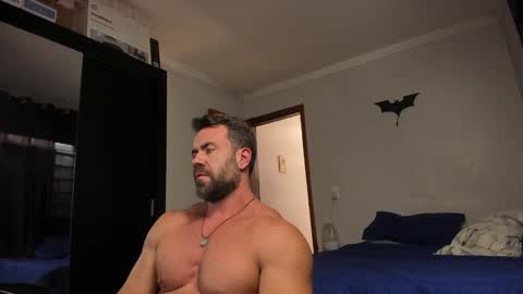 Snapshot of sexyflightz chatting on December 15, 3:31 pm chris online show from December 15, 3:31 pm