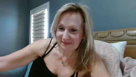 LisaisLuscious online show from February 25, 2:48 pm