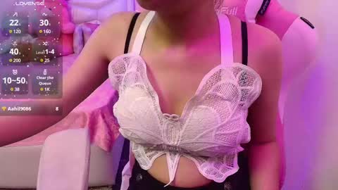 sexyislive online show from February 13, 6:37 pm