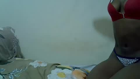 Snapshot of sexyliah chatting on September 20, 9:45 am sexy liah online show from September 20, 9:45 am