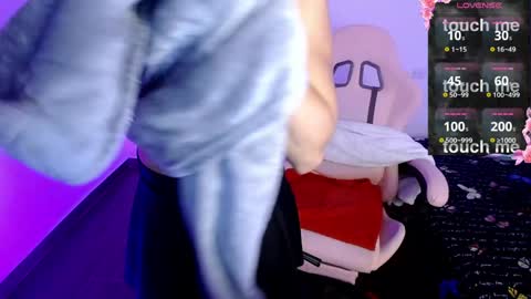 sexyloba  independent model online show from June 6, 11:21 pm