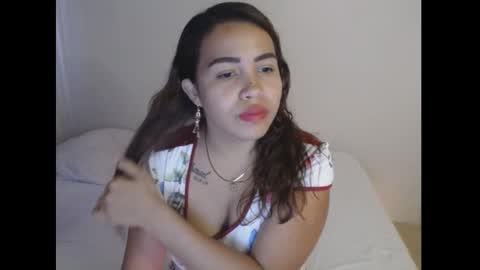 Snapshot of sexyloba_ chatting on February 21, 9:22 pm sexyloba independent model online show from February 21, 9:22 pm
