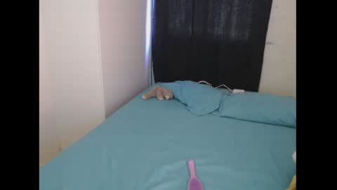 Snapshot of sexyloba_ chatting on January 29, 12:35 pm sexyloba independent model online show from January 29, 12:35 pm