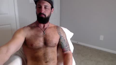 Snapshot of sexymanmk26 chatting on February 7, 1:11 pm lets go private im ready to play pvt cum online show from February 7, 1:11 pm