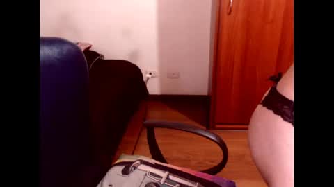 sexymone0618 online show from February 7, 2:51 am
