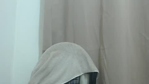 sexymye online show from October 15, 9:32 am