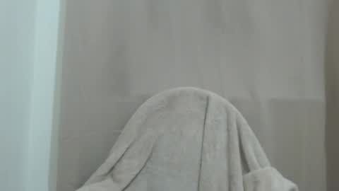 sexymye online show from March 4, 12:02 pm