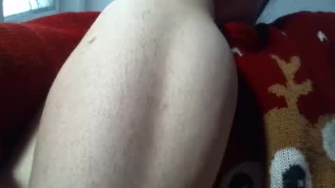 Snapshot of sexynyu18 chatting on October 15, 10:38 am Alex online show from October 15, 10:38 am