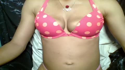 sexypussy000 online show from April 25, 4:58 am