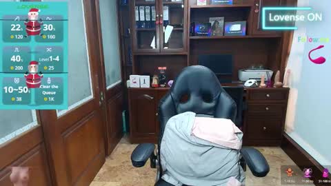 R A C H E L online show from December 15, 12:01 pm