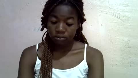 sexyshaz22 online show from March 18, 5:02 am