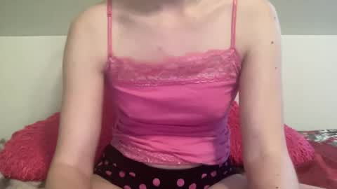 Sexy Skylar online show from May 6, 10:49 pm