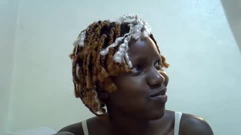 sexyslim23223005 online show from April 14, 9:34 am