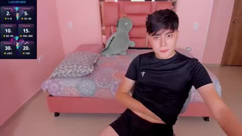 Snapshot of sexystteven chatting on October 13, 4:14 am Jeff online show from October 13, 4:14 am