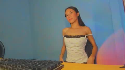 Amelia online show from September 20, 3:37 pm